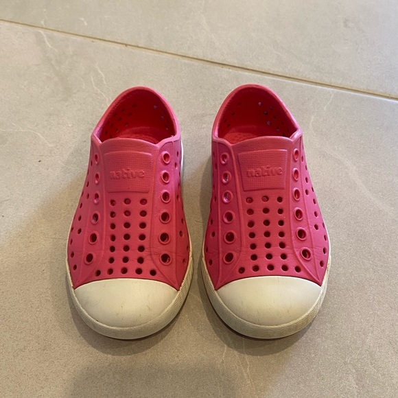 Bundle - 7 pairs of Toddler Sandals/Water Shoes (size C5-C11) - Picture 7 of 8